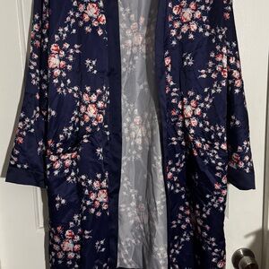 Morgan Lane Navy Floral Satin Robe with Pink & White Blooms